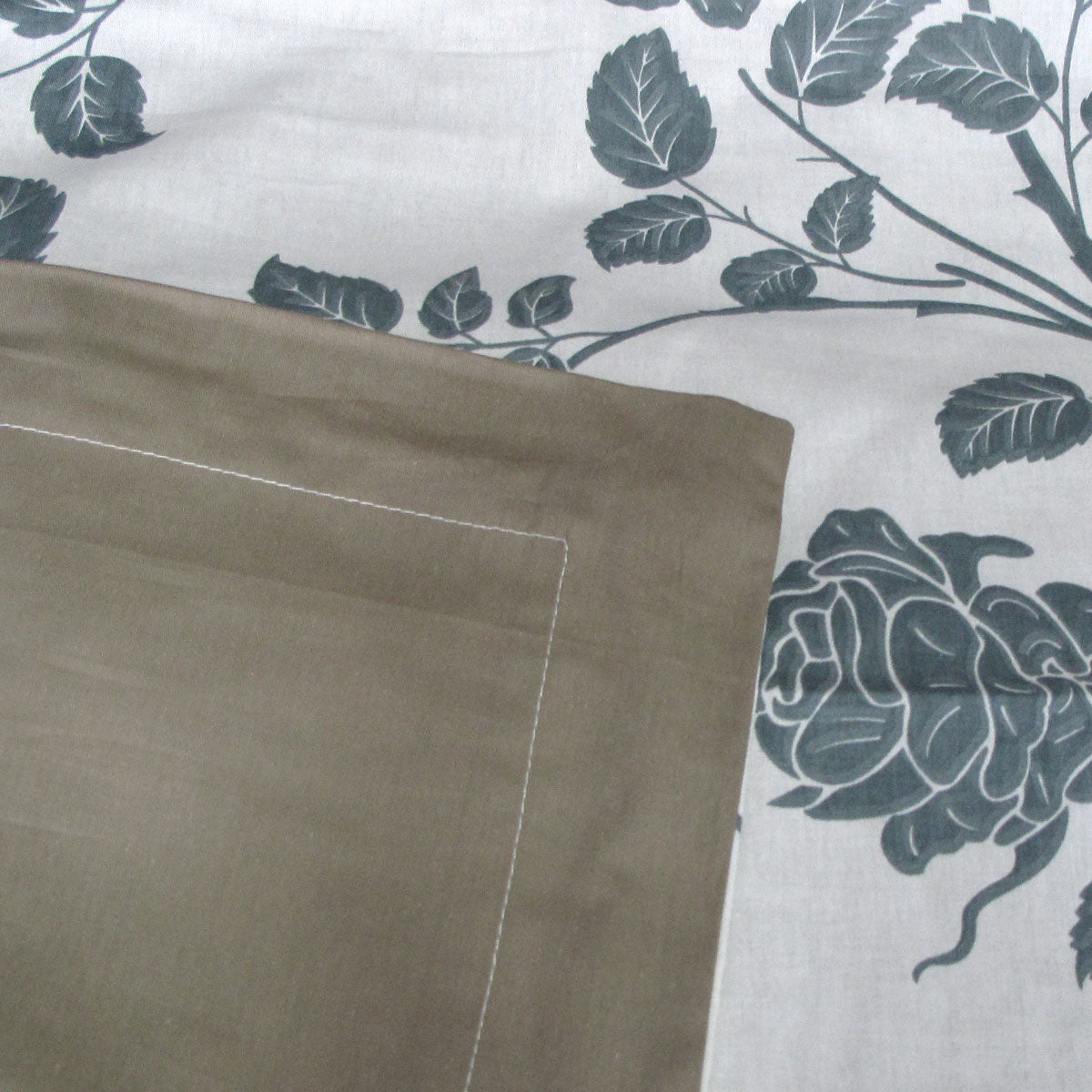 Elisabeth Reversible Cotton Quilt Cover Set 300TC Queen - Floral Design - SuperSaverAU - view 1