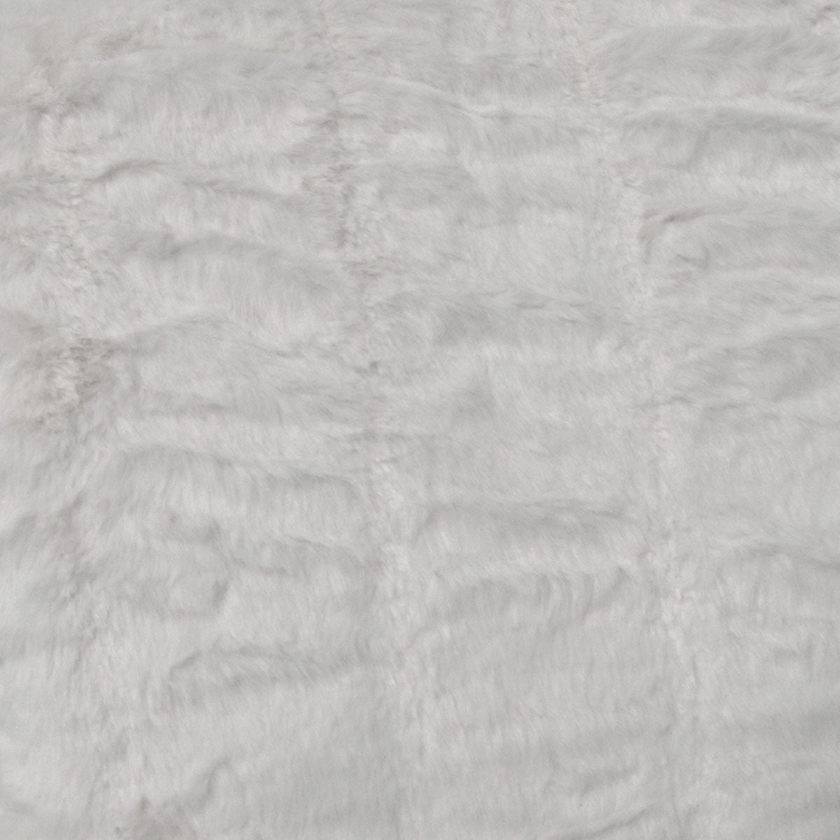 Harper Ruched Faux Fur Throw Rug – White 127 x 152cm