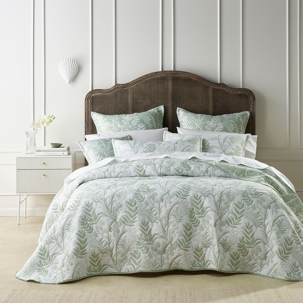 Bianca Eden Sage Jacquard Bedspread Set King - Botanical Design, Includes 2 Pillowcases - SuperSaverAU - view 1