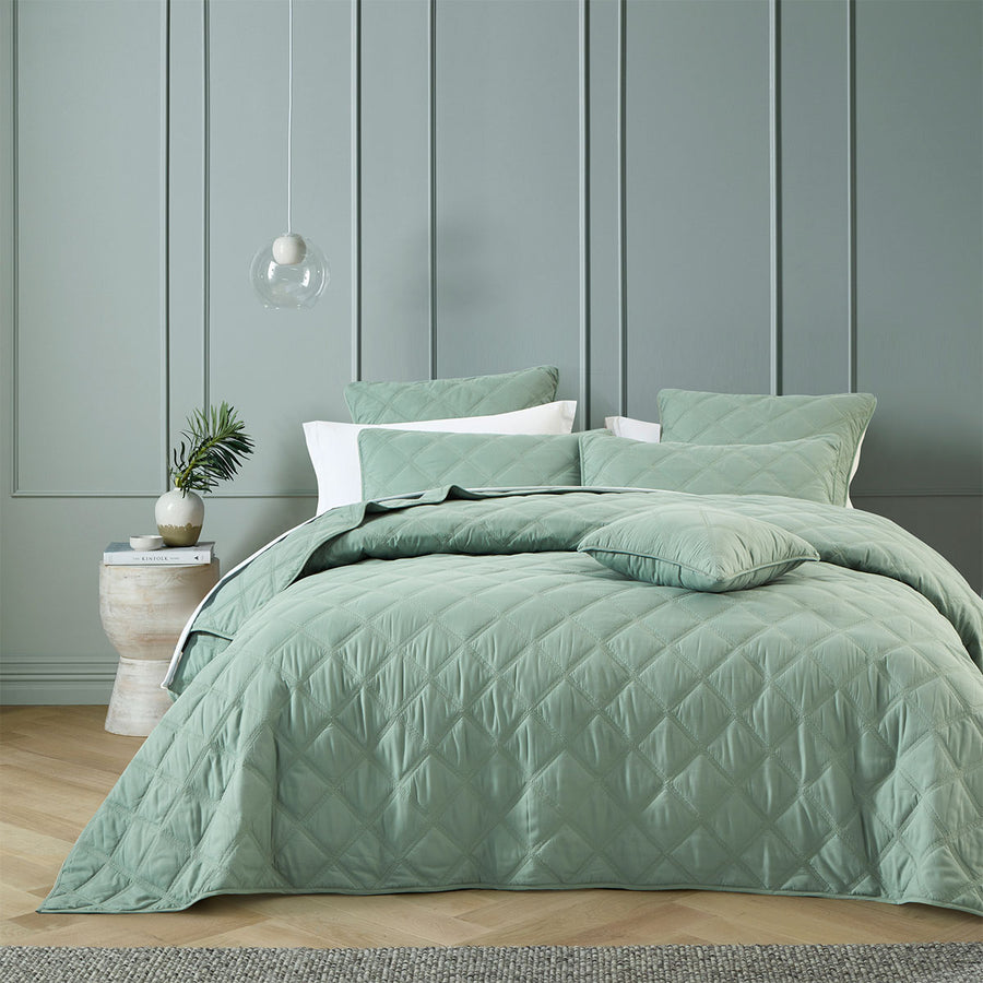 Bianca Barclay Olive Coverlet Set - Quilted Pattern - 250x250cm - 2 Pillowcases - SuperSaverAU - view 1