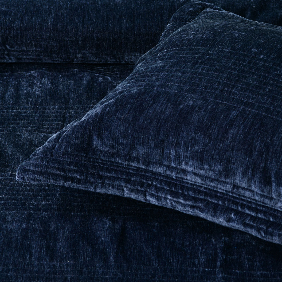 Bianca Cyrano Velvet Quilted Coverlet Set – Indigo Super King