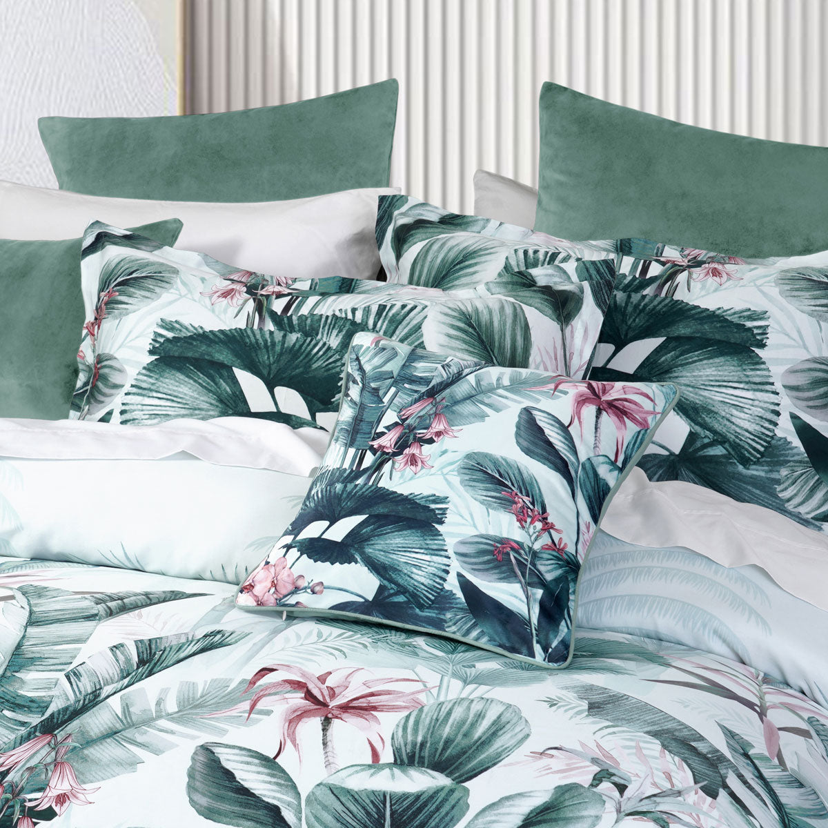 Bianca Abbey Green Cotton Sateen Tropical Floral Quilt Cover Set – Super King