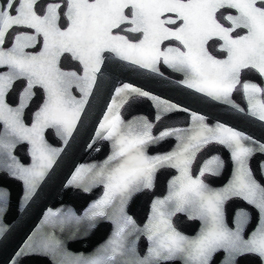 675gsm 2 Ply Animal Print Faux Mink Blanket Queen 200x240 cm - Snow Leopard - SuperSaverAU - view 1