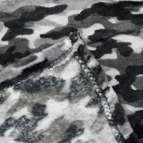 Boys Cool Ultra Soft Coral Fleece Throw 127 x 152cm Army Camouflage - SuperSaverAU - view 1