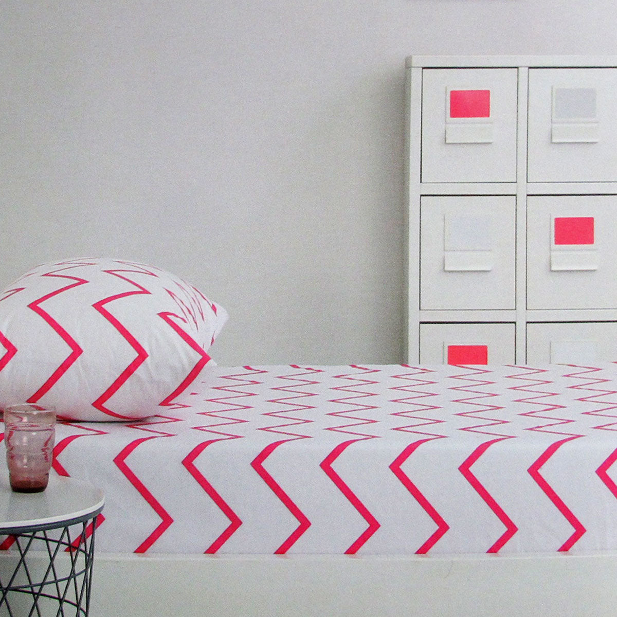 Tribal Dream 250TC 100% Cotton Fitted Combo Set Single - Hot Pink Design