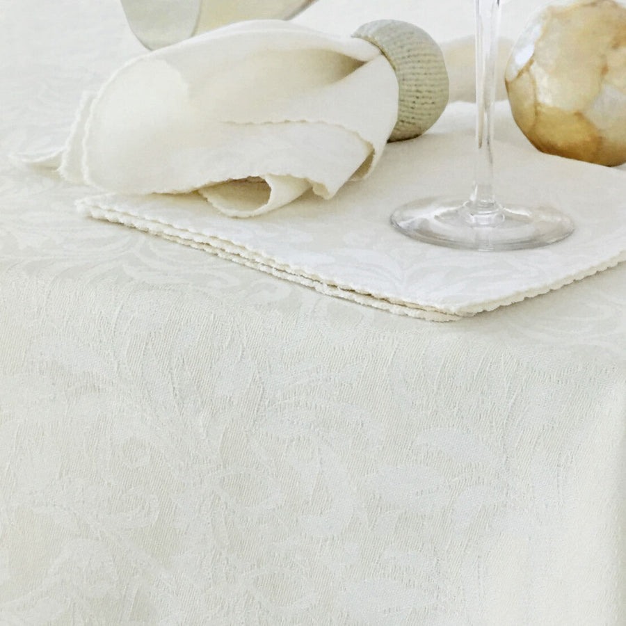 Hoydu Damask Embossed Tablecloth 160 x 260 cm Wrinkle Free Bright White - SuperSaverAU - view 1