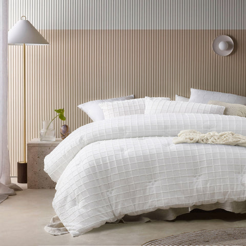 Vintage Design Homewares 3 Pcs Parquet White Comforter Set Queen - Chenille Grid Pattern - SuperSaverAU - view 1
