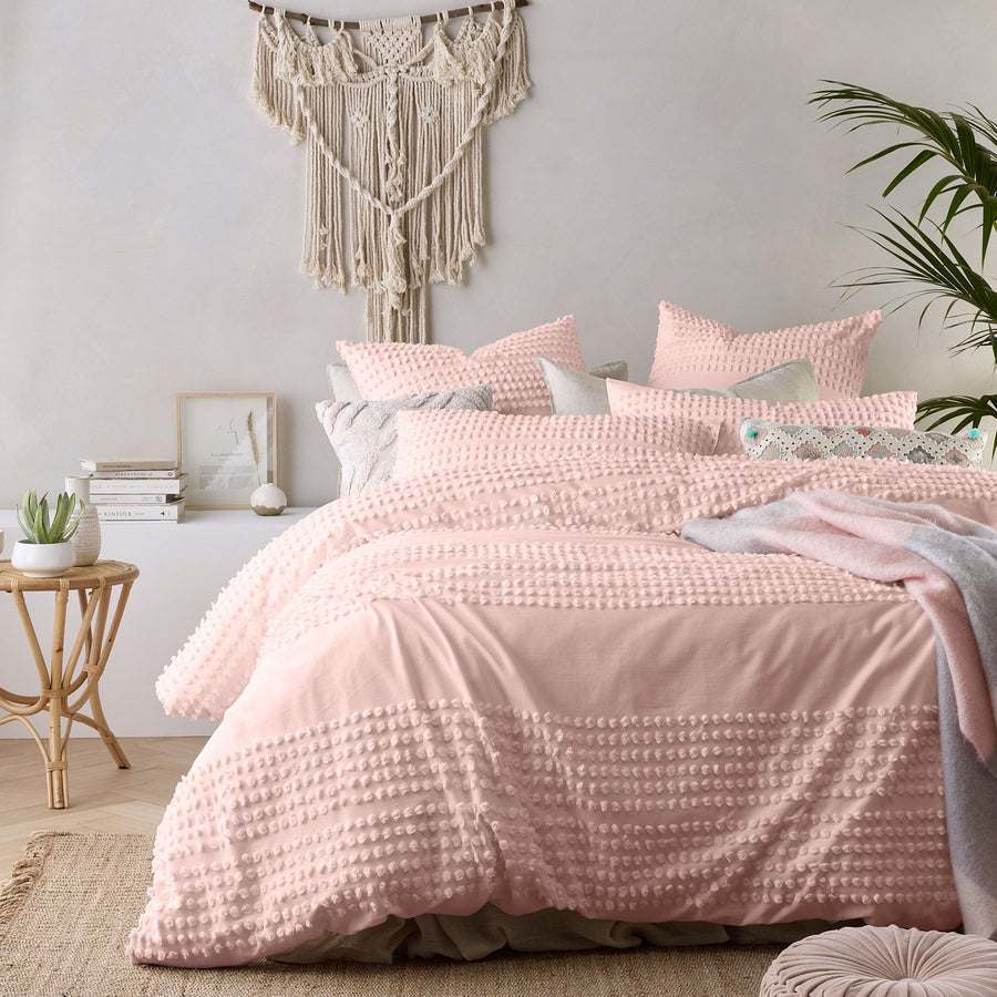 Vintage Design Homewares Betty Blush Quilt Cover Set King 100% Cotton Applique Design - SuperSaverAU - view 1