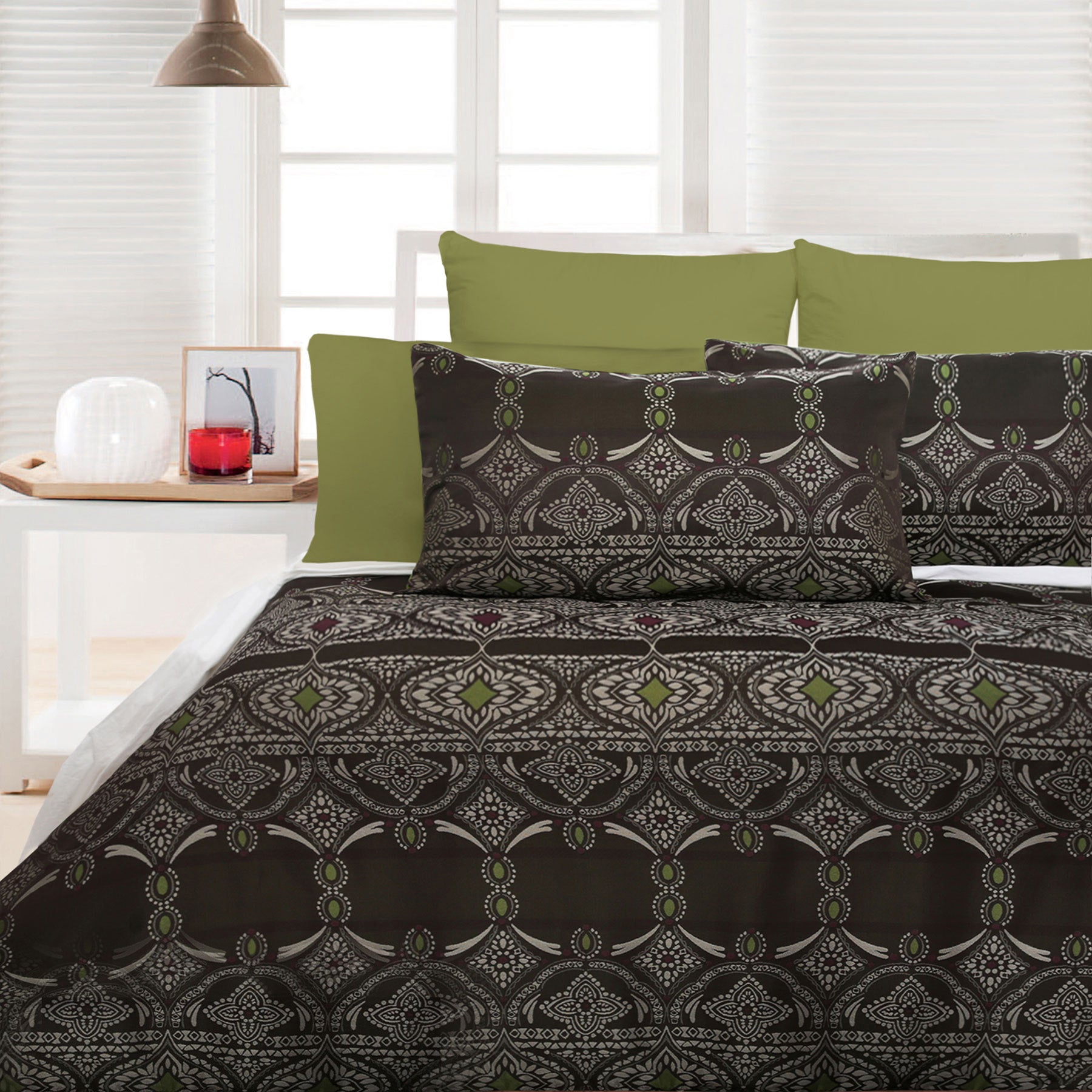 Accessorize Bosa Green Quilt Cover Set - King, Jacquard Motif, Soft Feel - SuperSaverAU - view 1