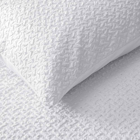 Accessorize Dotty Clip White Jacquard Quilt Cover Set Queen - Clipped Dot Design - SuperSaverAU - view 1