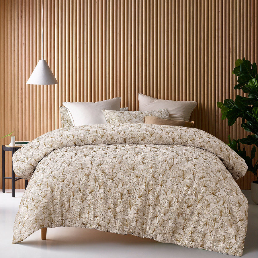 Accessorize Eden Jacquard Quilt Cover Set King - Foliage Design, Polyester - SuperSaverAU - view 1