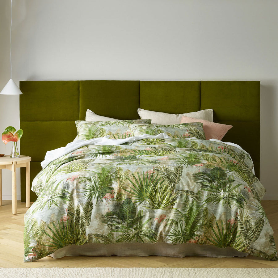 Accessorize Flamingo Digital Printed Cotton Quilt Cover Set Queen - Tropical Design - SuperSaverAU - view 1