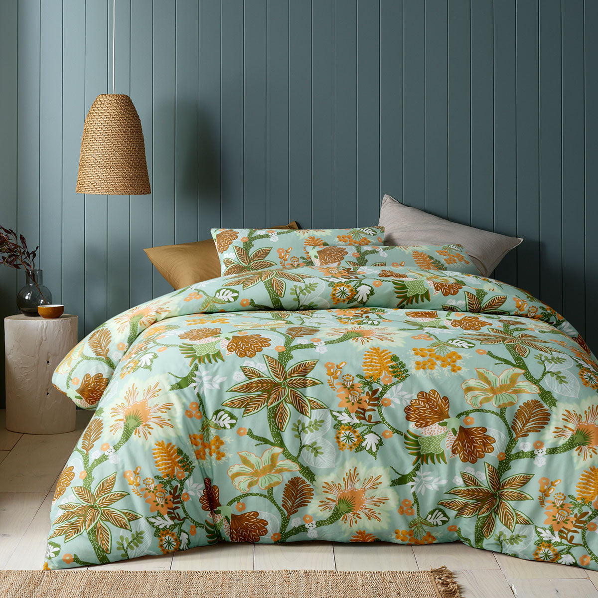 Accessorize Kienze Washed Cotton Floral Printed Quilt Cover Set Queen - SuperSaverAU - view 1