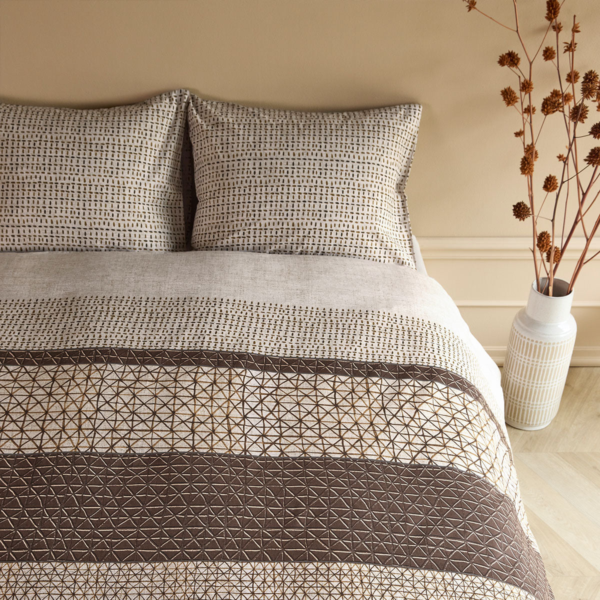 Bedding House Mathis Cotton Geometric Quilt Cover Set 144TC - Natural, King