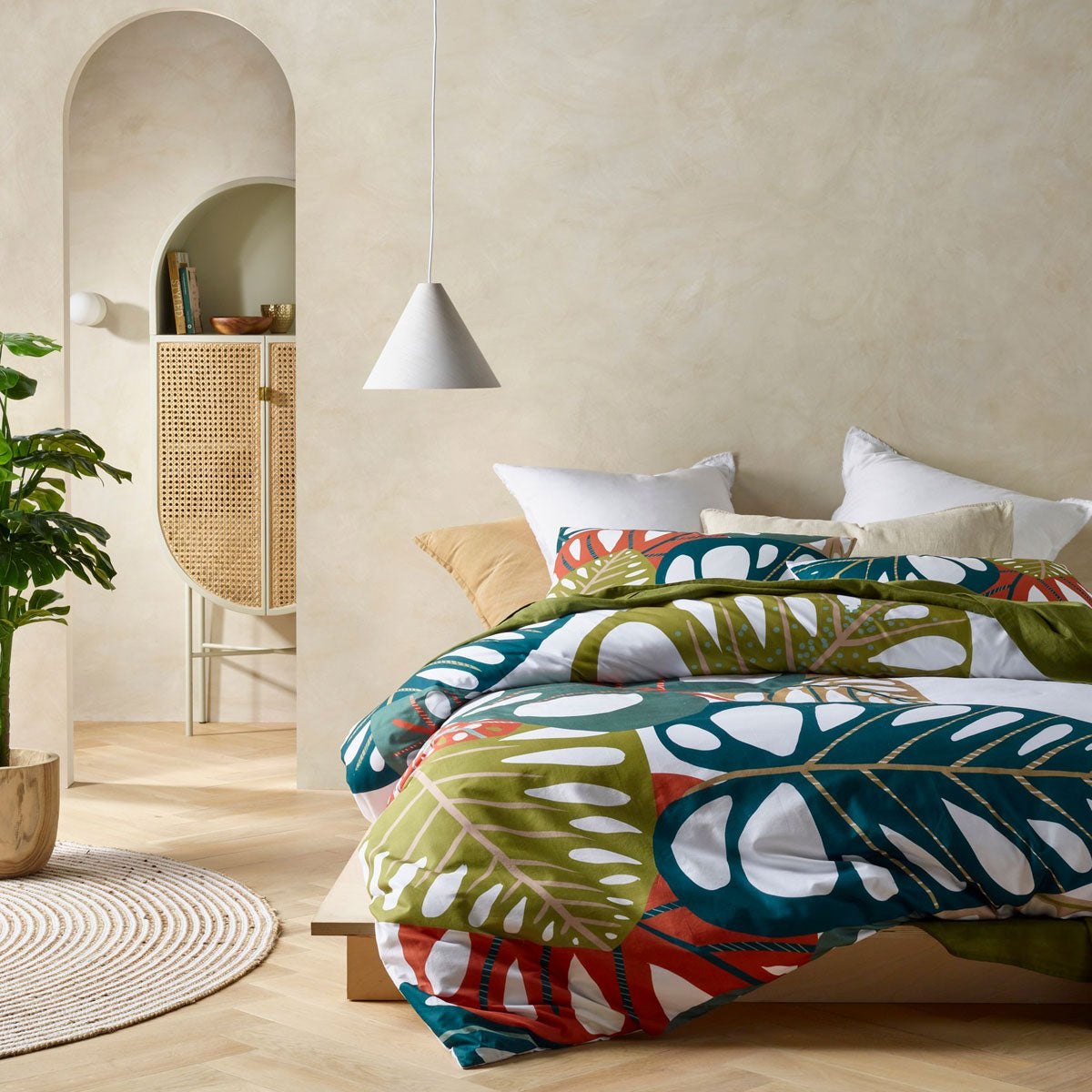Accessorize Monstera Digital Printed Cotton Quilt Cover Set King - Leaves Design - SuperSaverAU - view 1