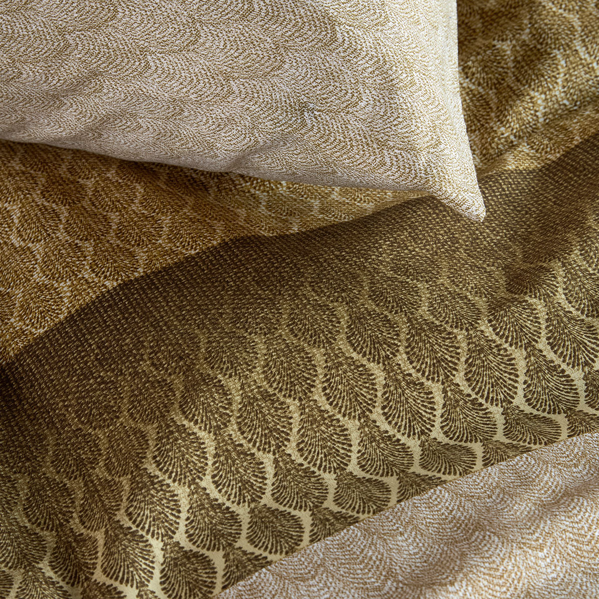 Bedding House Sanna King Cotton Percale Quilt Cover Set - Gold Gradient - SuperSaverAU - view 4