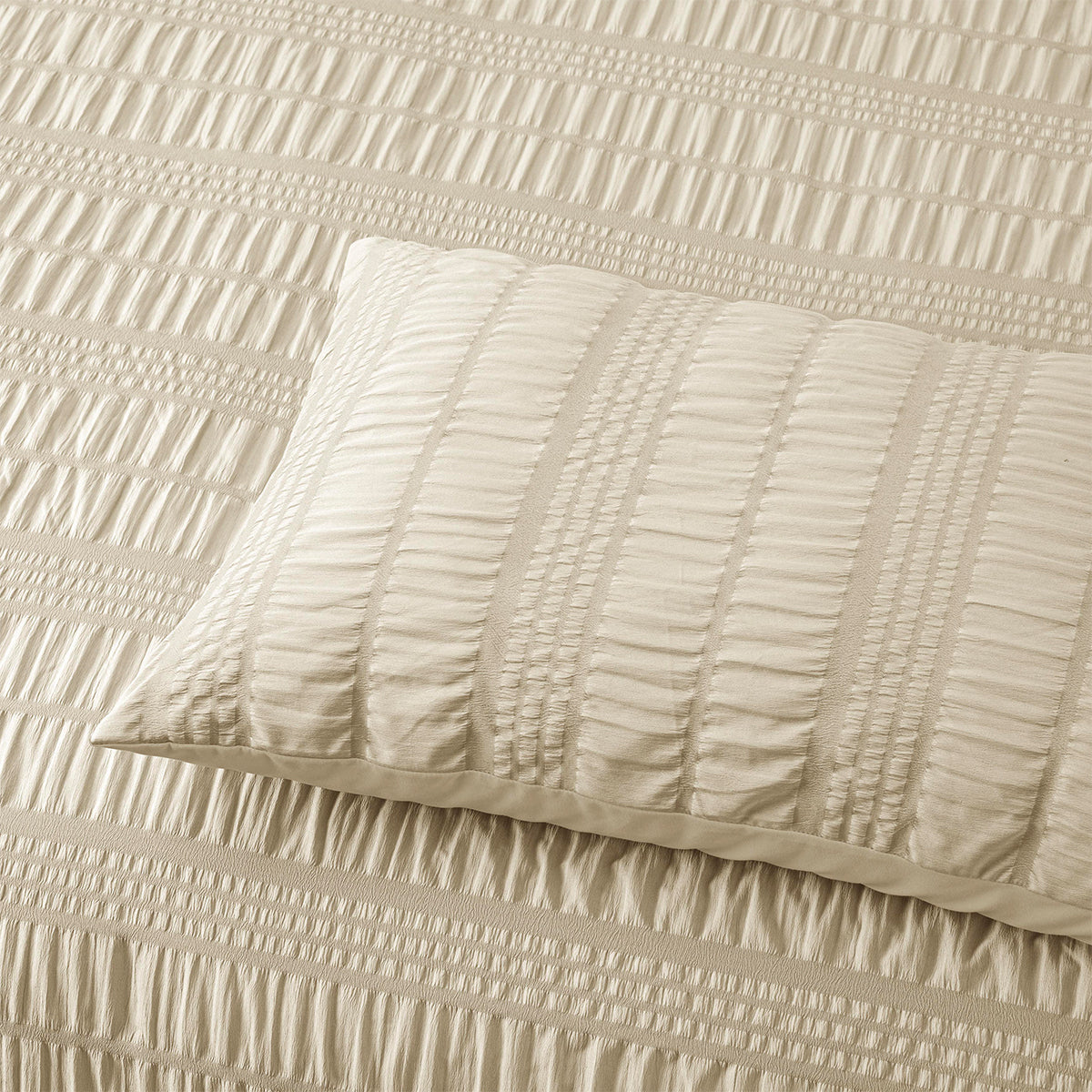 Accessorize Seersucker Polyester Quilt Cover Set - Natural, King