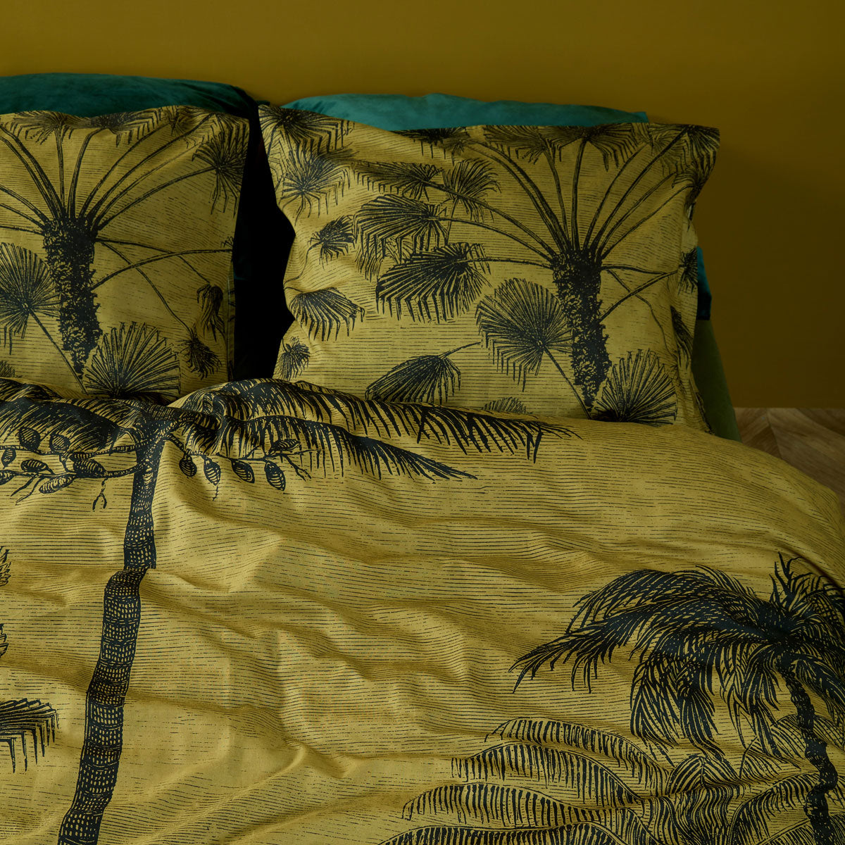 Bedding House Tour du Monde Ochre Cotton Quilt Cover Set King - Botanical Landscape - SuperSaverAU - view 2