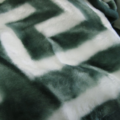 Bloomington 800GSM Greek Key Green Winter Mink Blanket Double - 160 x 200cm