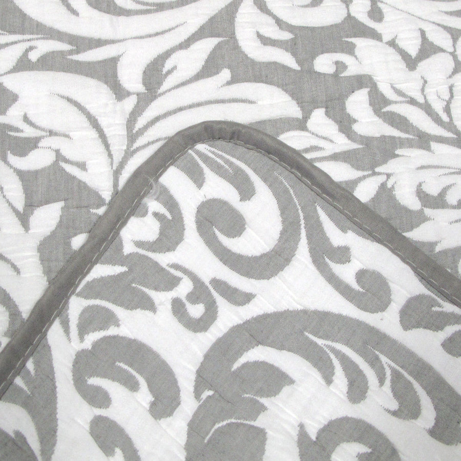 Jane Barrington Grey & White Lightly Quilted Jacquard Reversible Coverlet Set King - SuperSaverAU - view 1
