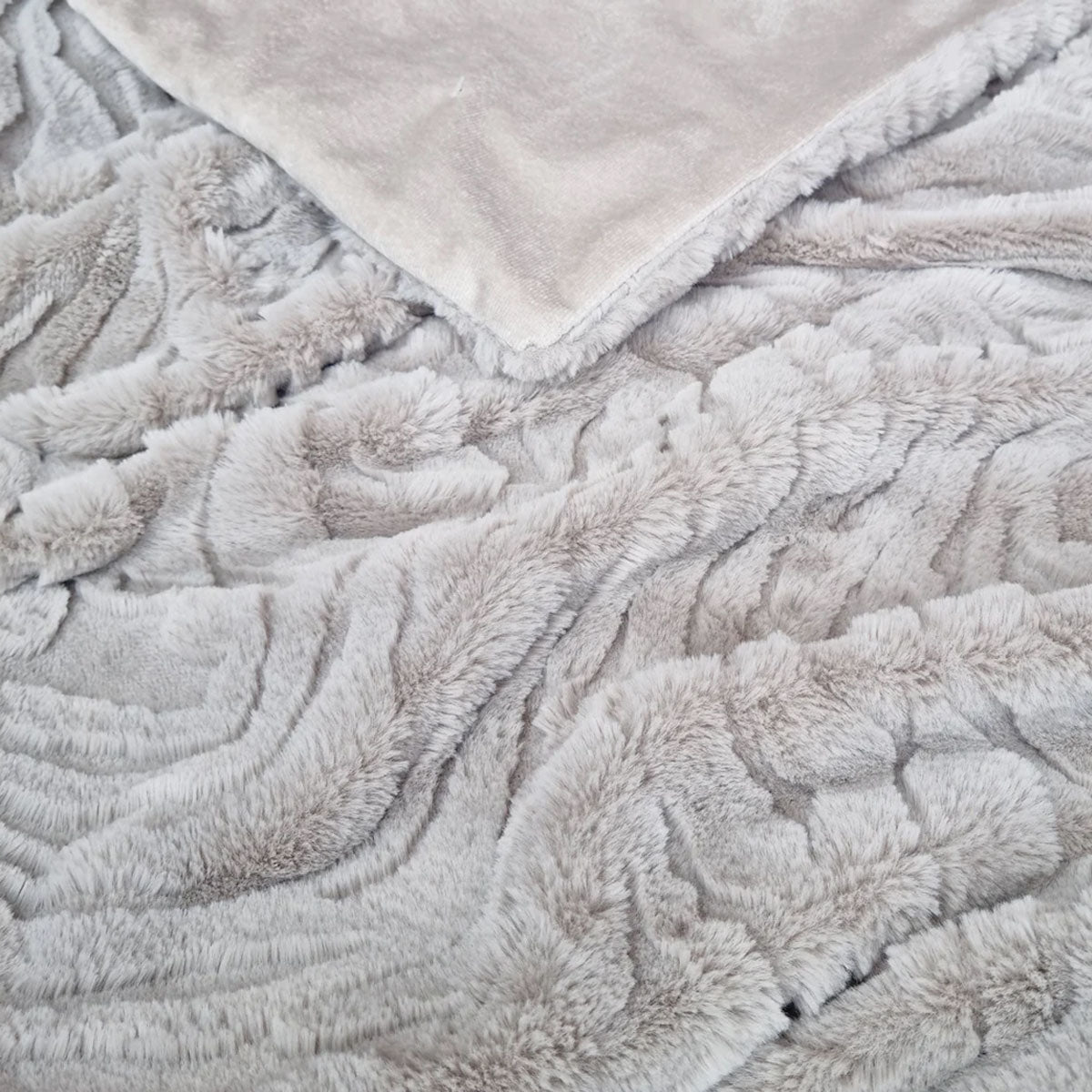 J Elliot Home Rita Wave Design Embossed Throw Rug 130 x 160cm Silver Grey - SuperSaverAU - view 3