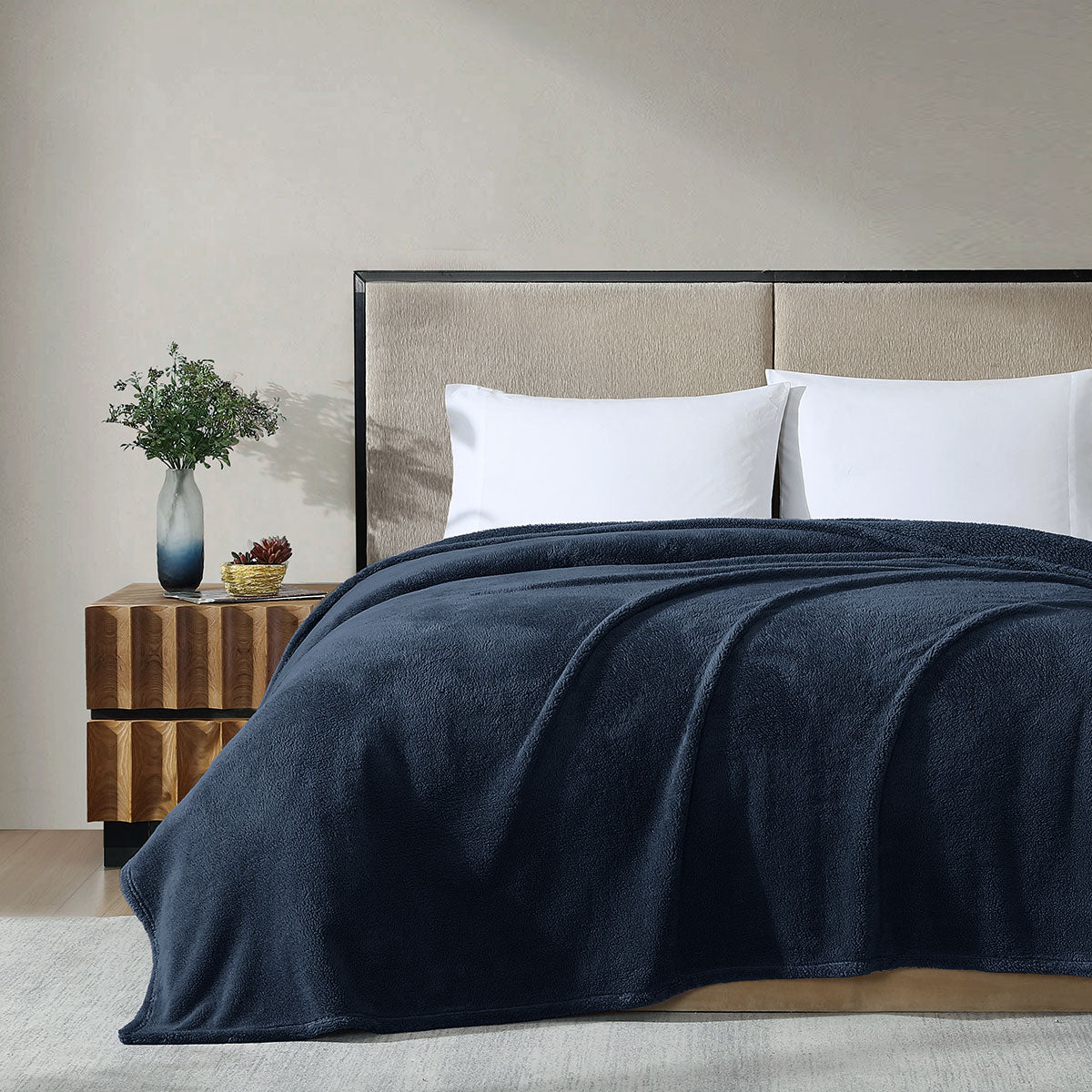 Ardor Teddy Navy Ultra Soft Fleece Blanket – Queen 240 x 245cm