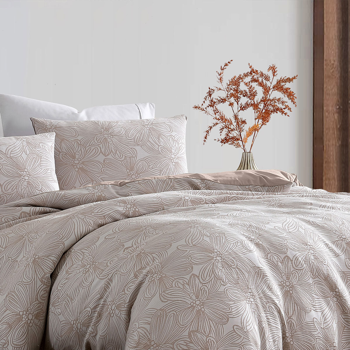 Ardor Avena Almond Floral Jacquard Quilt Cover Set – Queen