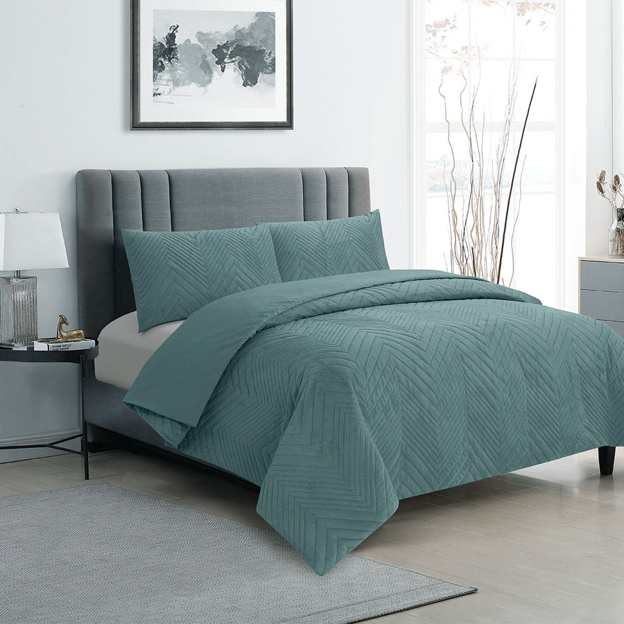 Ardor Quilt Cover Set Queen - Chevron Embossed Velvet, Stormy Sea Design - SuperSaverAU - view 1