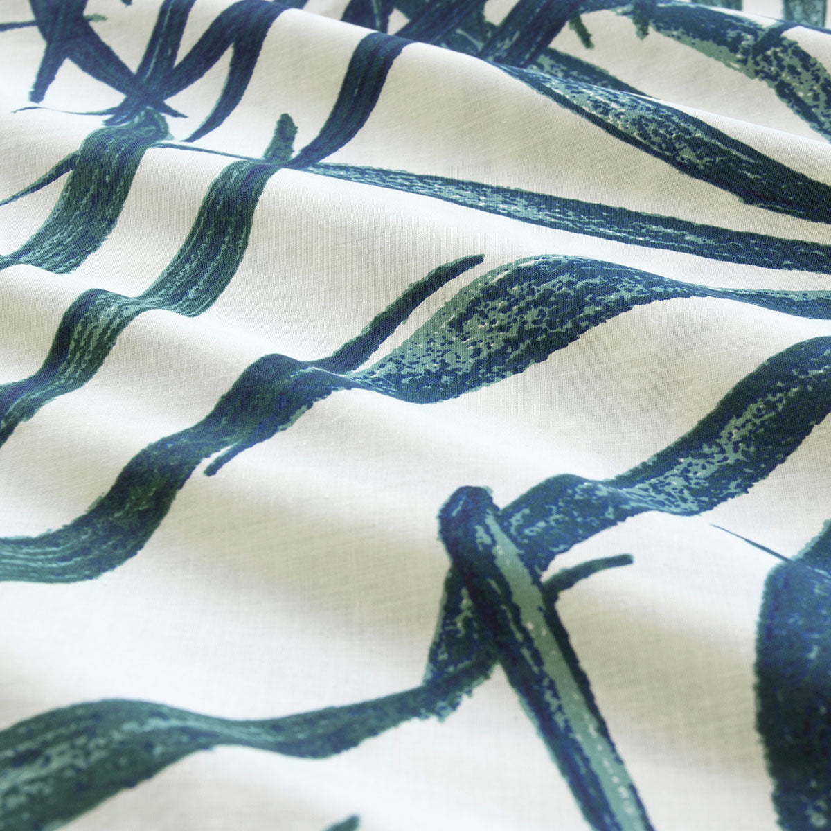 Ardor Paradise Palms Blue Quilt Cover Set Queen - Palm Leaves Print, Polyester Cotton - SuperSaverAU - view 2