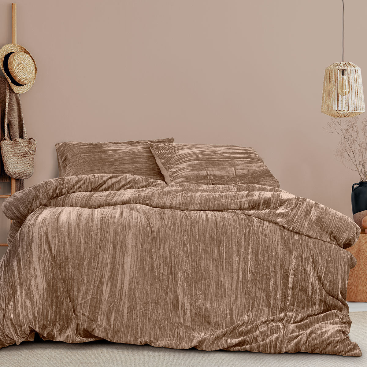 Ardor Vivienne Champagne Crushed Velvet Quilt Cover Set King - Textured Design - SuperSaverAU - view 1