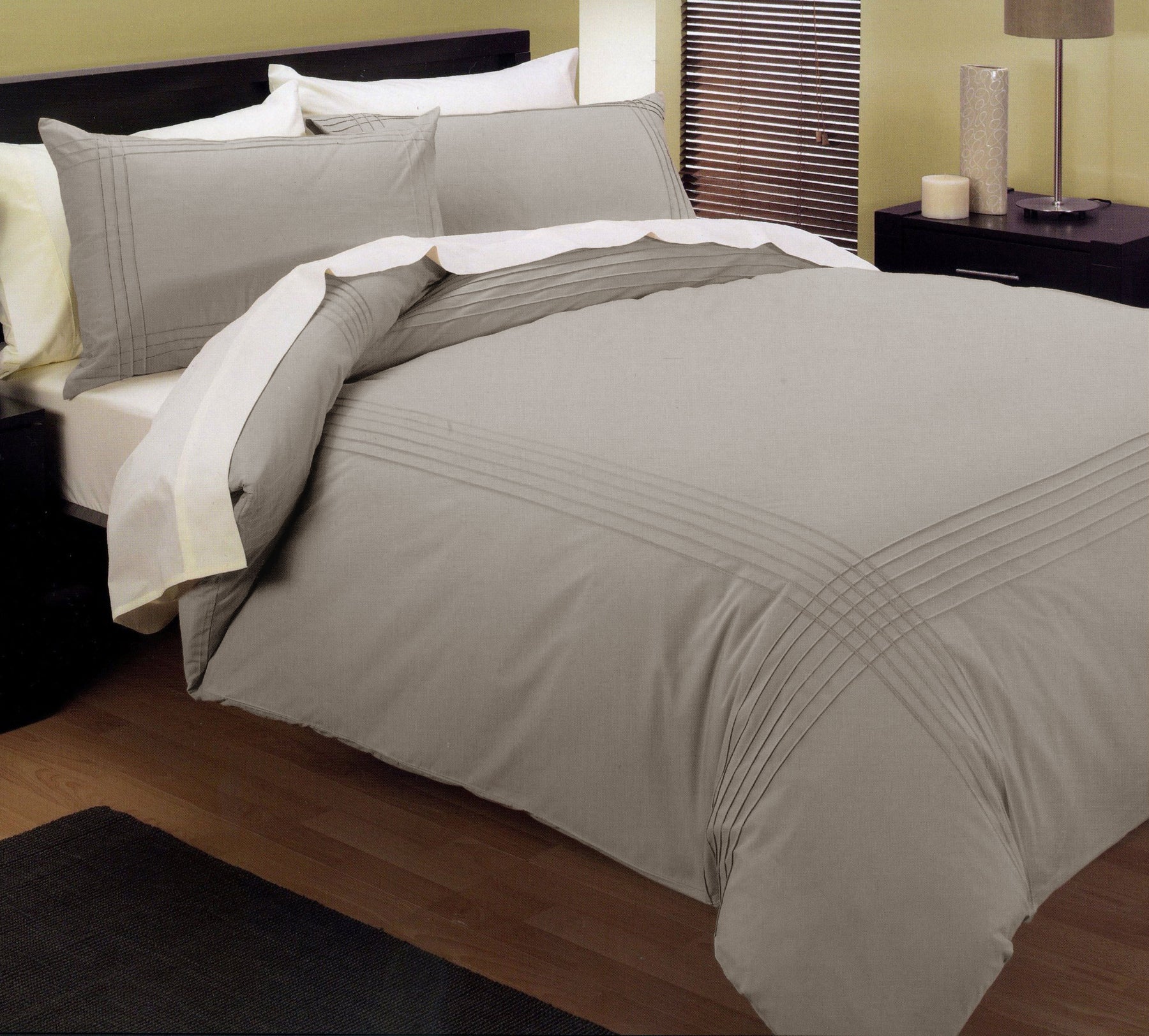 Kingtex Pintuck Quilt Cover Set Linen Queen - 225 Thread Count, Easy Care - SuperSaverAU - view 1