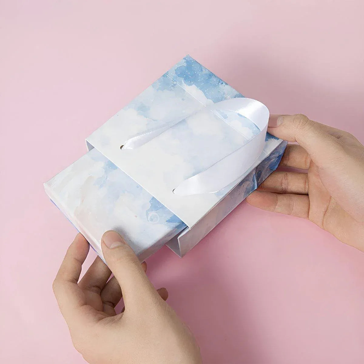 Premium 20 Pack Cloud Jewellery Display Bags 11x12x6cm