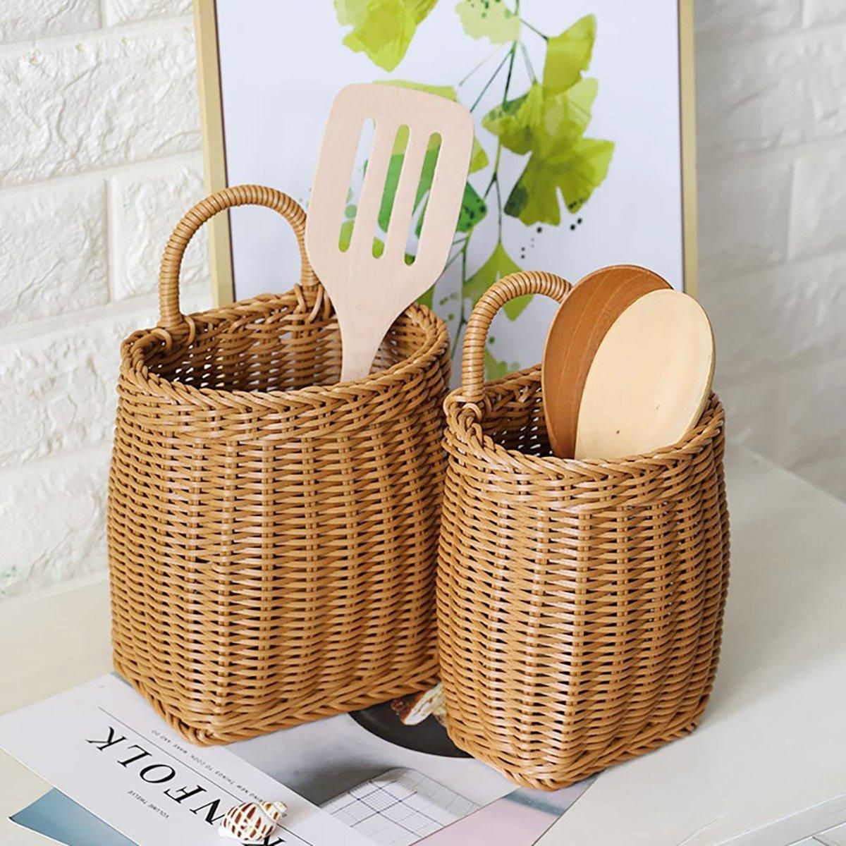 Premium Vintage Wall Hanging Basket – Natural Brown 15cm with Handle