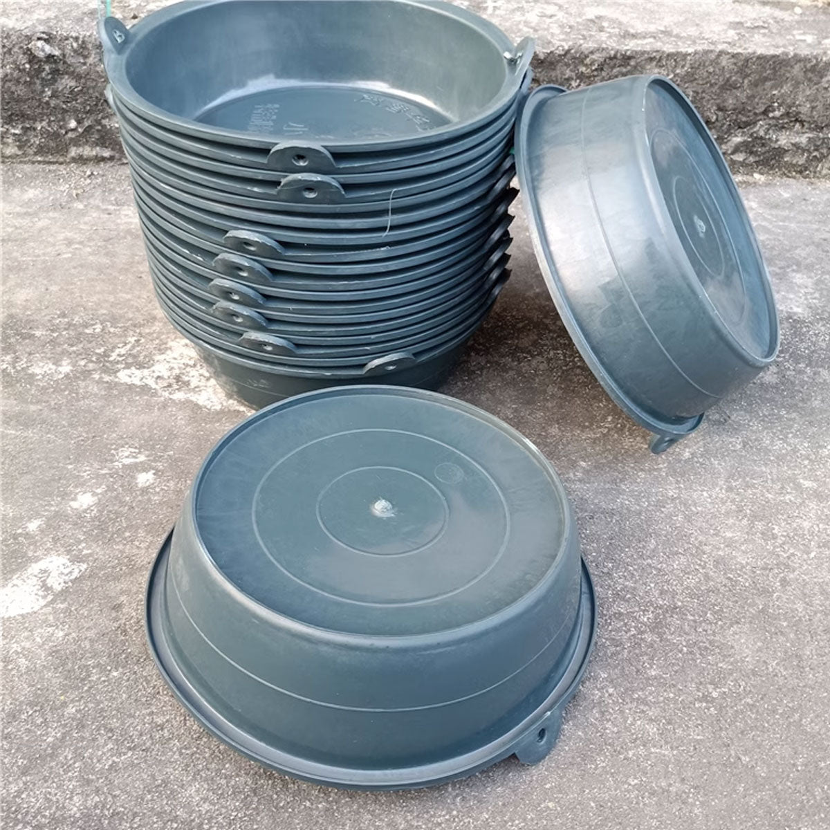 Plastic Feeding Basin Set 6pcs, 3kg Capacity for Chickens, Goats, Pigs, Horses