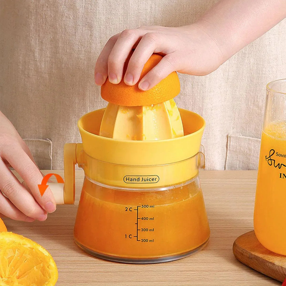 Premium Manual Citrus Juicer – White 500ml with Measuring Cup