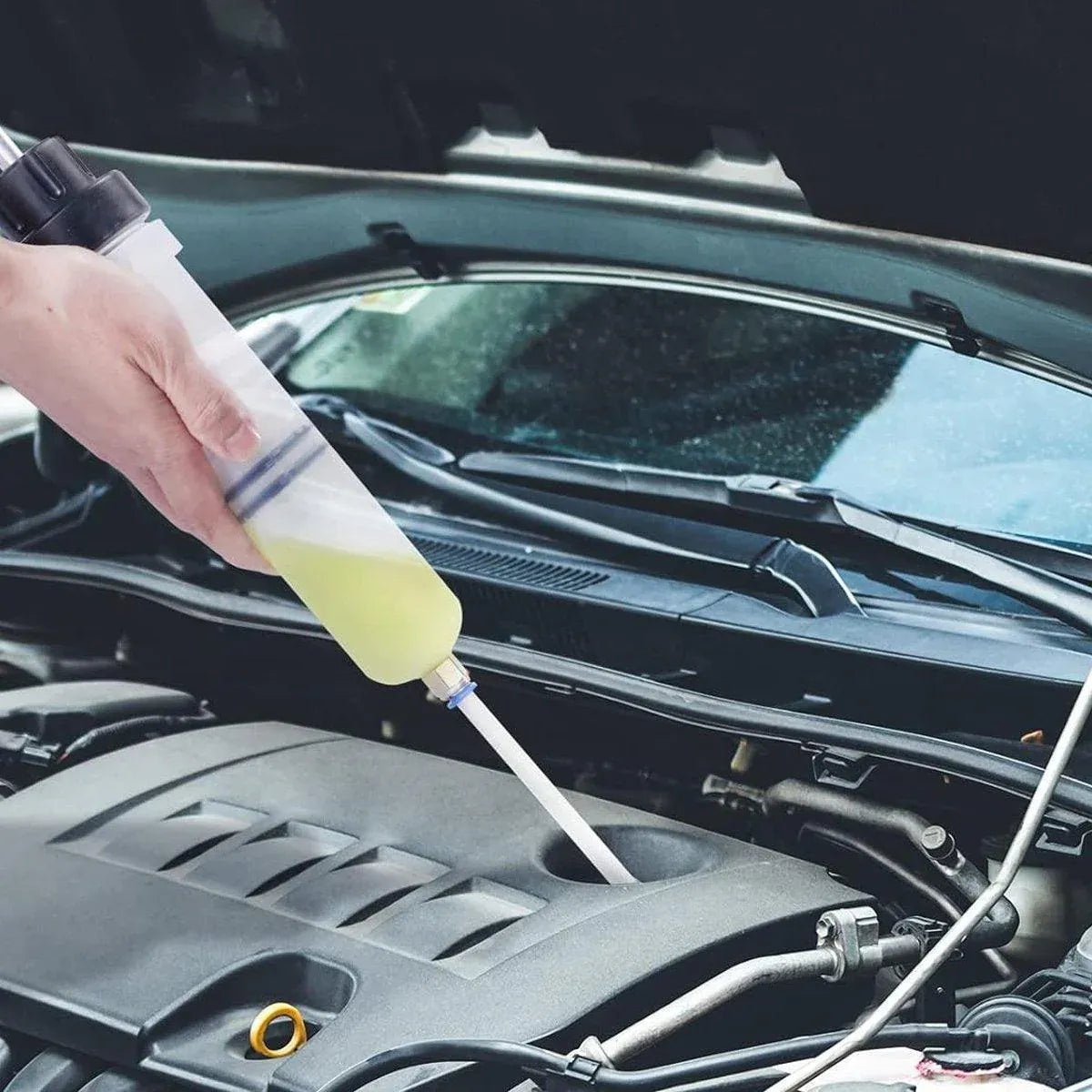 Premium 200cc Manual Suction Oil Change Pump with Needle and Barrel
