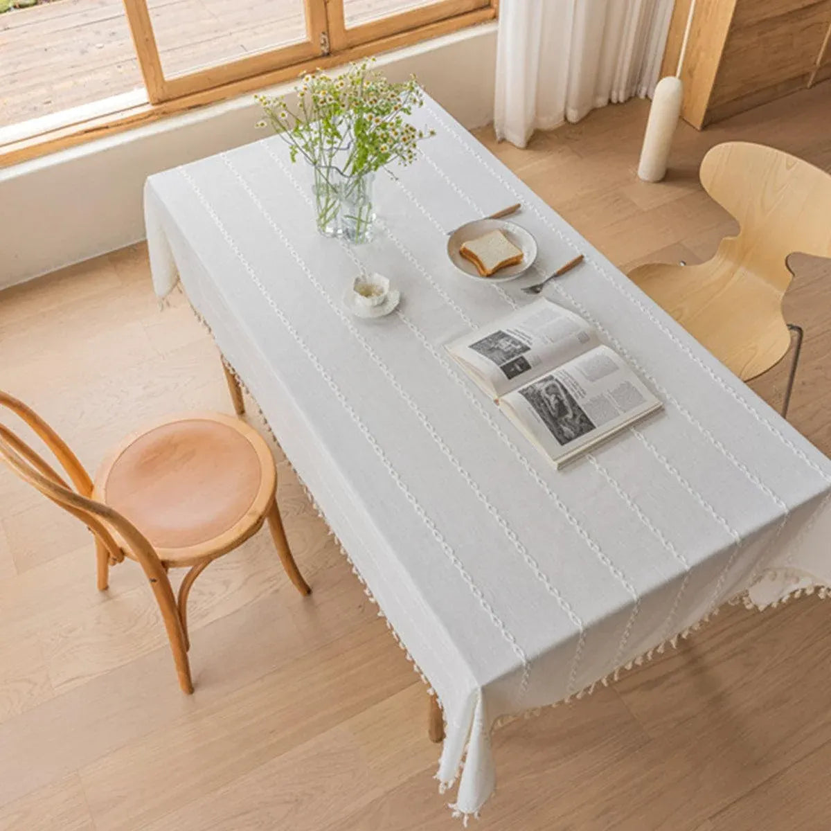 Elegant Rectangular Tablecloth with Tassels, 140x220cm, Cotton Blend, Multi-Purpose