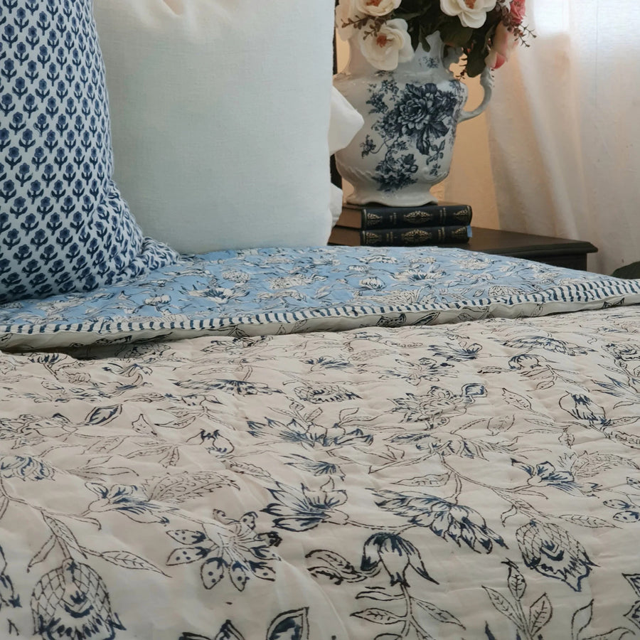 Premium Wild Flower Ocean Reversible Cotton Quilt - Blue King