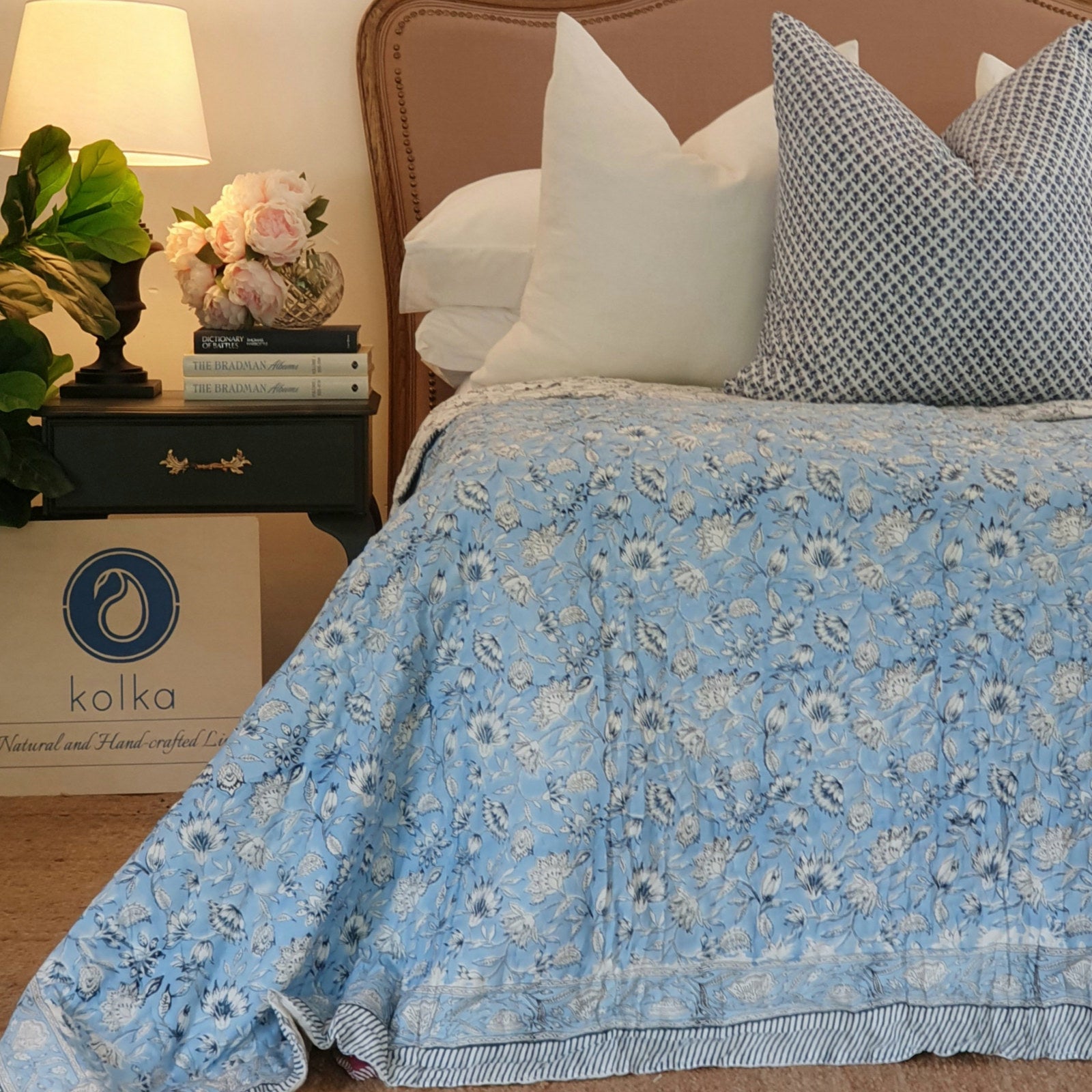 Premium Wild Flower Ocean Reversible Cotton Quilt - Blue King