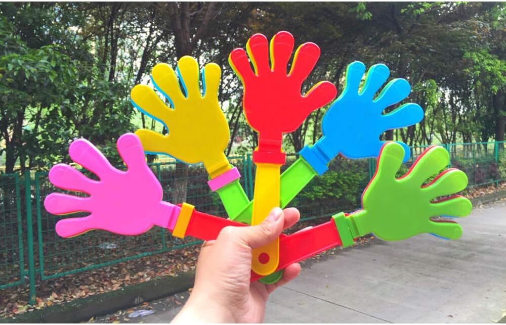 10 x Hand Clappers Plastic Kids Toy Noisemaker 29cm x 13cm - Party Favours - SuperSaverAU - view 6