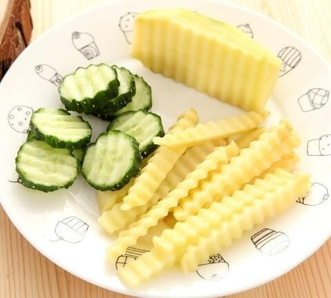 Premium Stainless Steel Ripple Jelly Knife Crinkle Cutter - 20.5cm