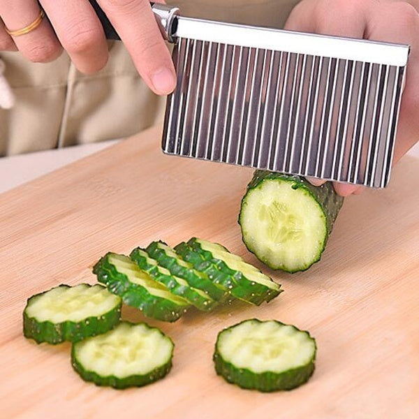 Premium Stainless Steel Ripple Jelly Knife Crinkle Cutter - 20.5cm