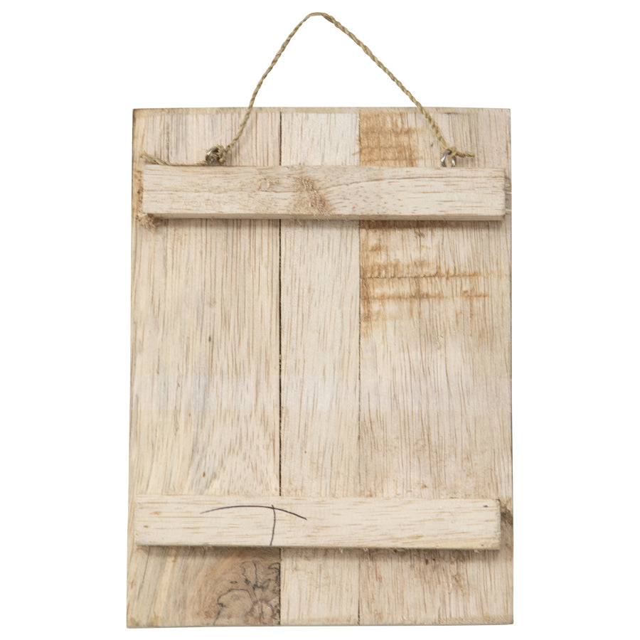 Handcrafted Beach House 3D Shell Wall Art, Distressed White, 20x24cm