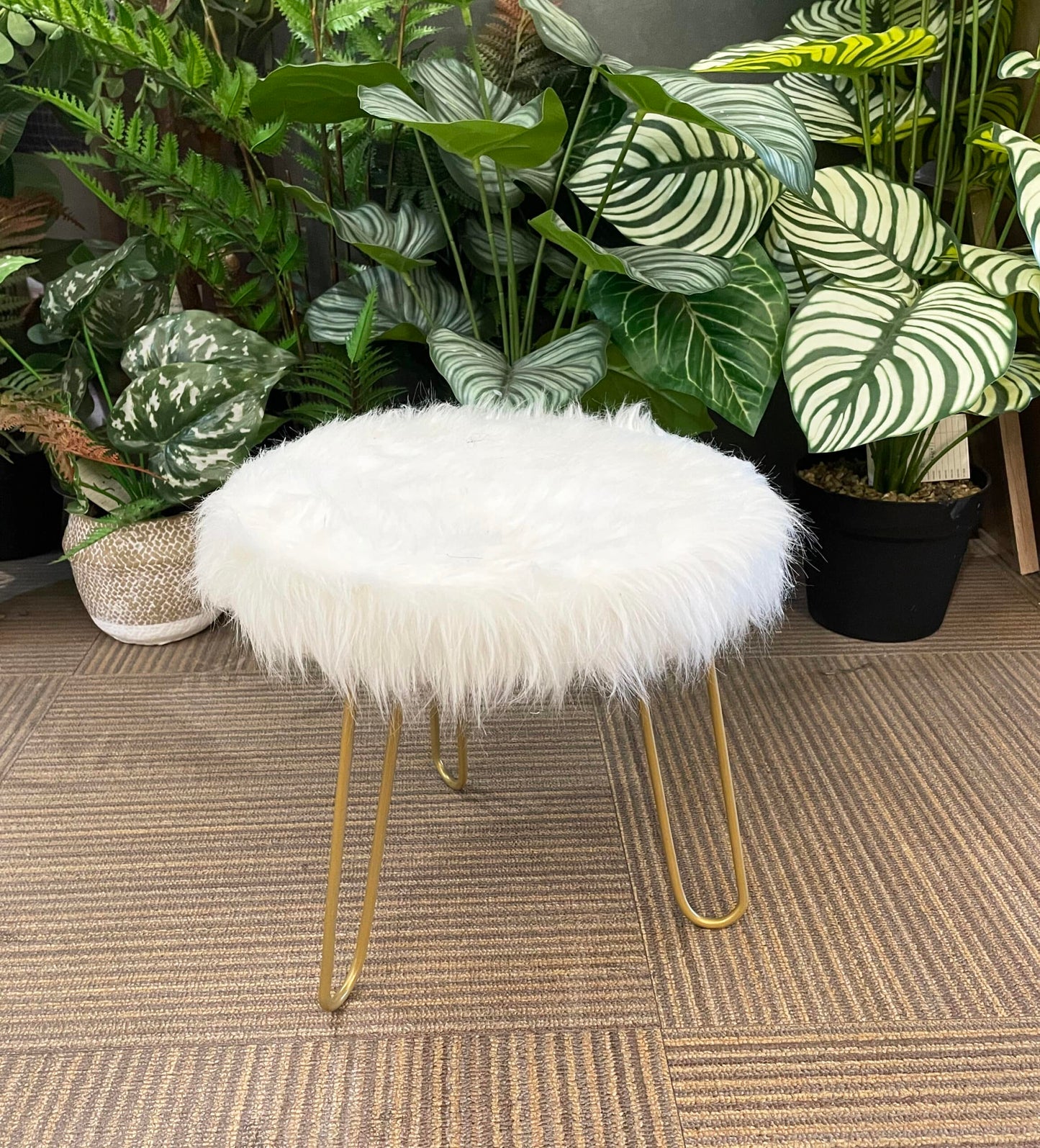 Faux Fur Shaggy White 3 Legged Child Stool / Footstool 30cm - Natural Gold