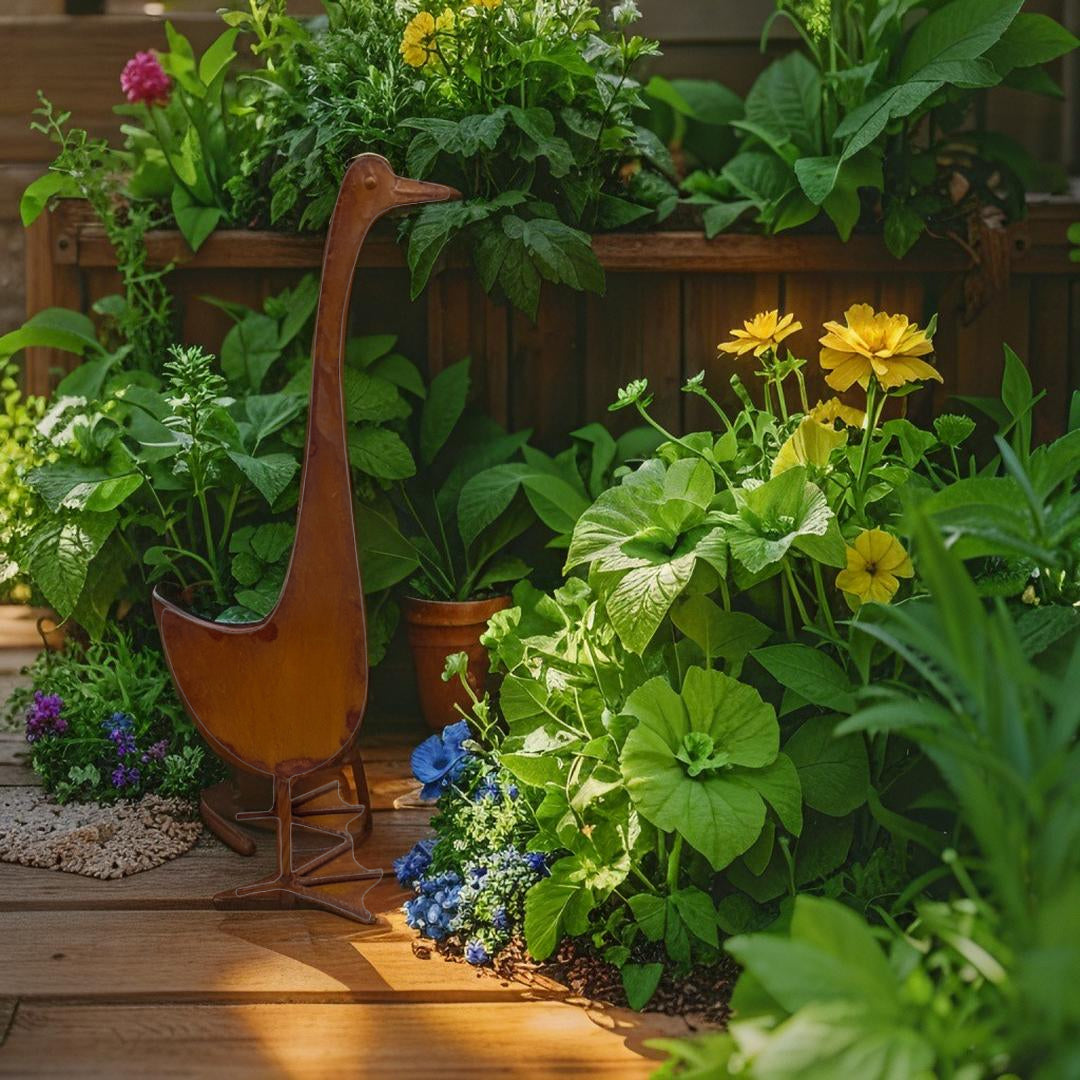 Mum Duck Garden Statue - 56cm Iron