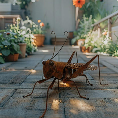 Lucky Praying Mantis w Leafy Rear Legs 73cm