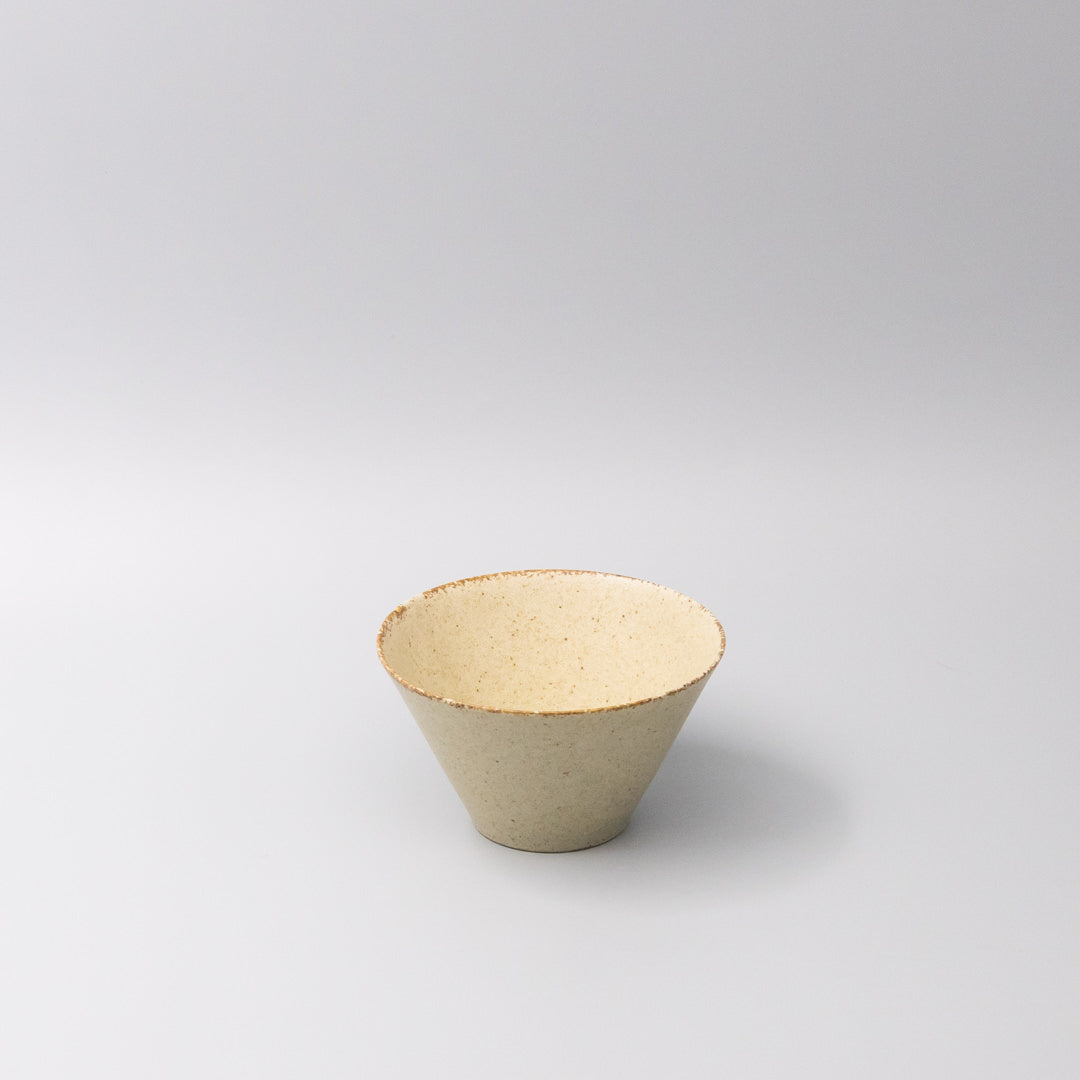 Premium Fluted Bowl – Sand Fade Glaze 13cm