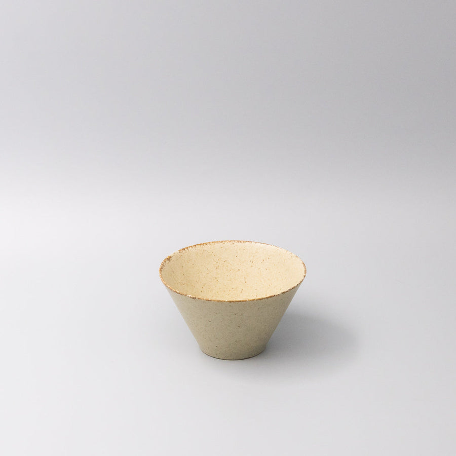 Premium Fluted Bowl – Sand Fade Glaze 13cm