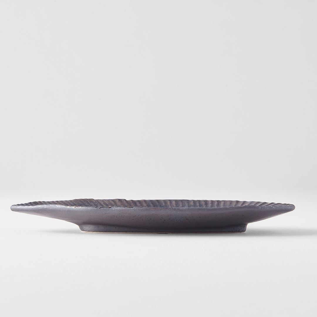 Premium Leaf Shape Ceramic Plate – Midori Ridge Glaze 21.5 x 10.5cm