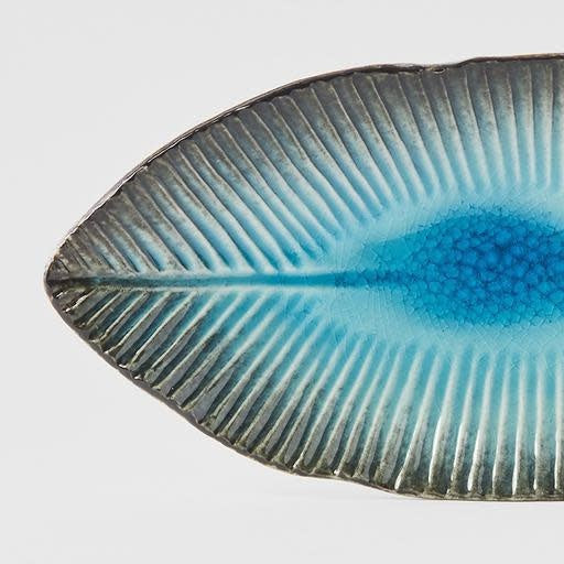 Premium Leaf Shape Plate – Light Blue Sky Blue Glaze 21cm